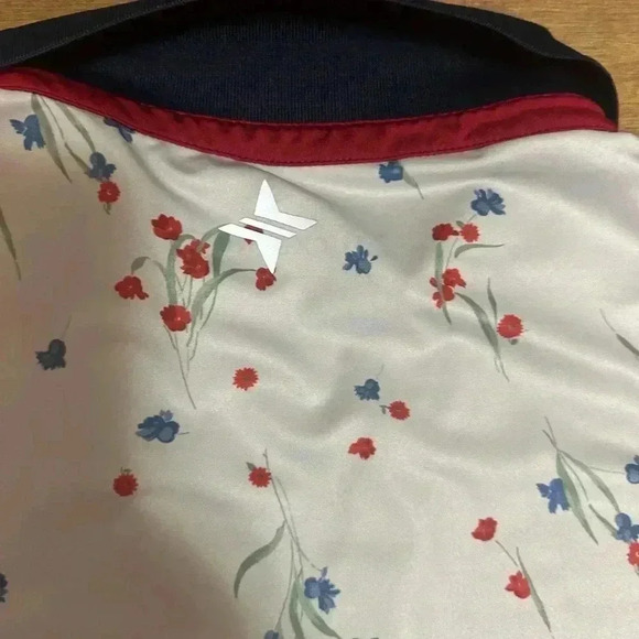 Tuckernuck Sport Hyannis Floral Sleeveless Polo - Picture 9 of 10